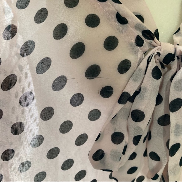 🌸5/$25🌸 03 Everly Size L Polka Dot Tunic Blouse - Picture 5 of 5
